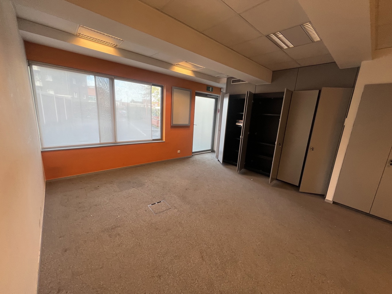 A VENDRE - BUREAUX / ESPACE COMMERCIAL - WEVELGEM