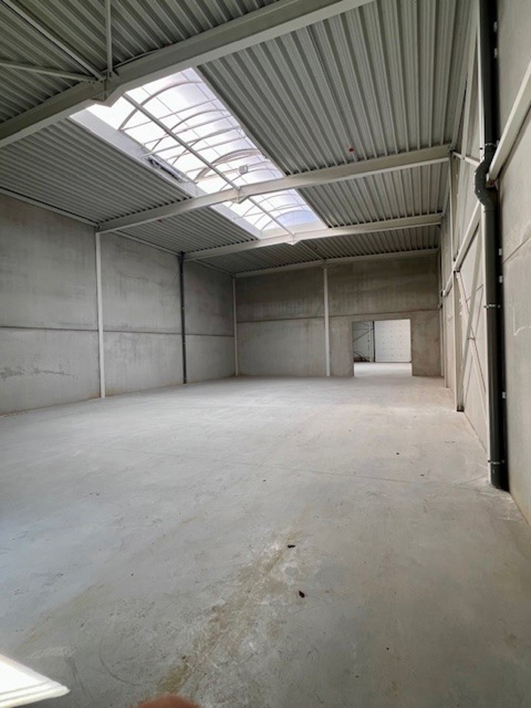 FOR RENT NEW CONSTRUCTION SME UNITS IN LAAKDAL