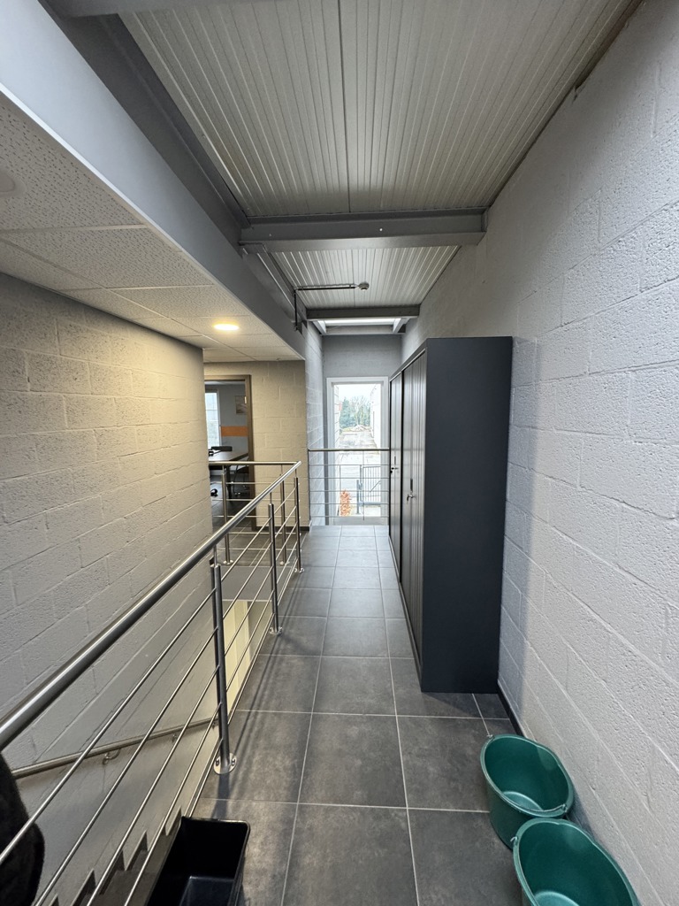 TE KOOP - Grâce-Hollogne - Semi-industriële halls 