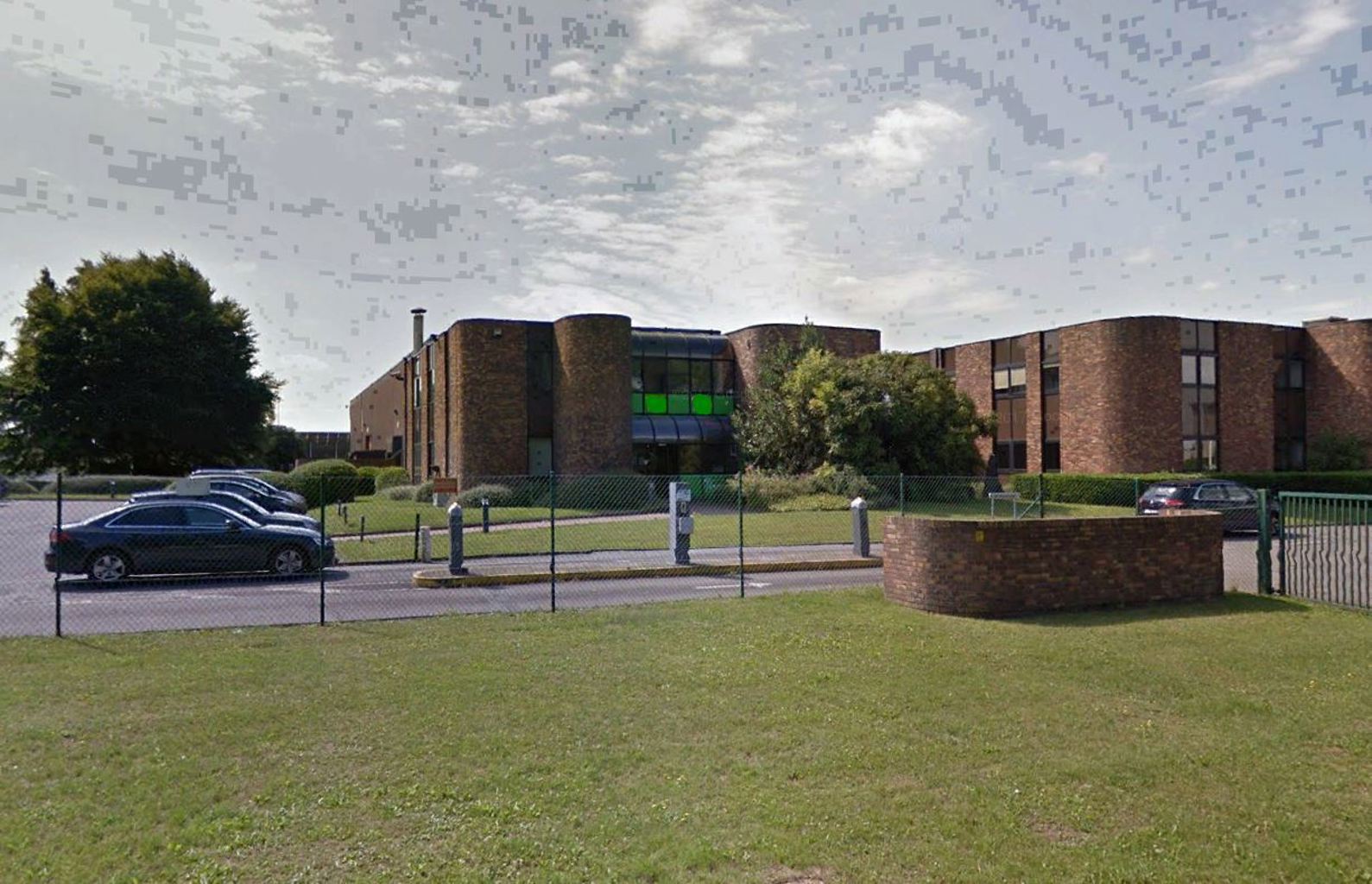 A LOUER - ENTREPOT + BUREAUX - LOUVAIN-LA-NEUVE