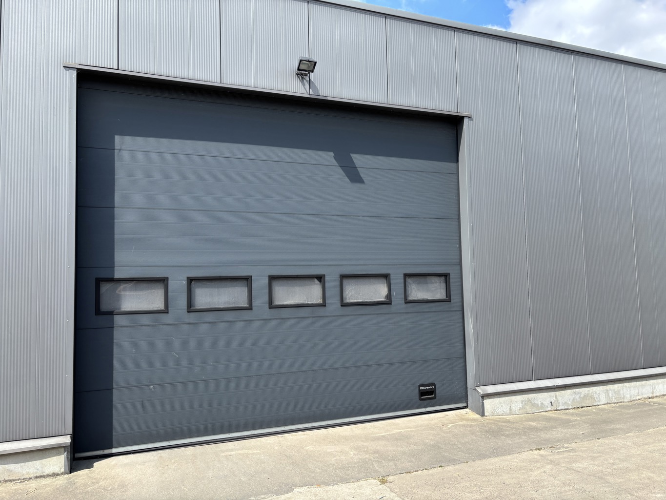 Polyvalent building for rent <br> 2530 - Boechout