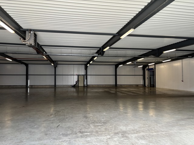 Polyvalent building for rent <br> 2530 - Boechout