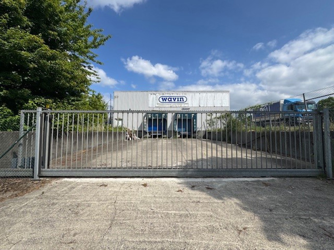 A LOUER - NIVELLES - ENTREPOT