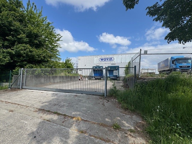 Entrepôt à louer <br> 1400 - Nivelles