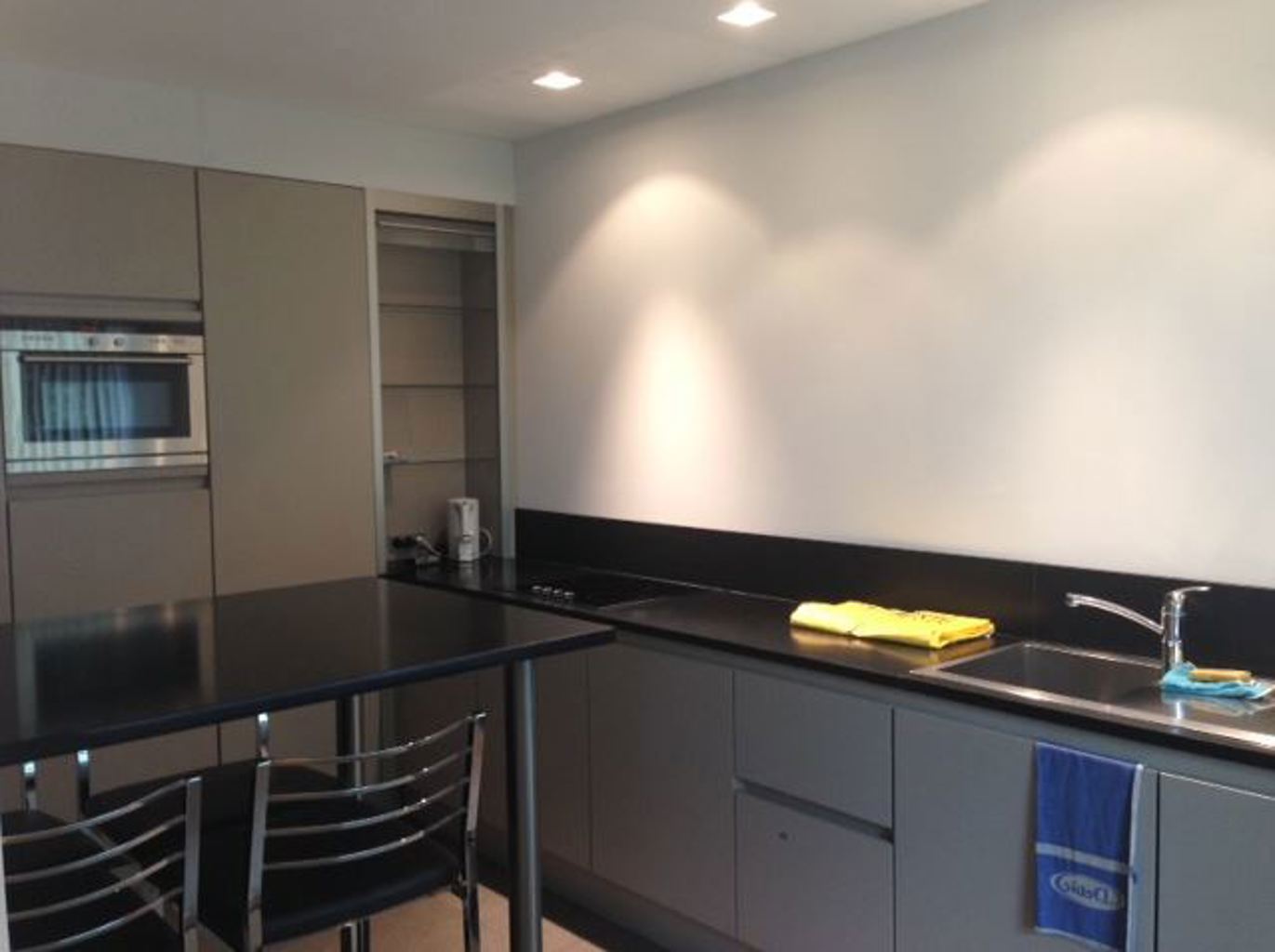 A VENDRE - WATERLOO - BUREAUX