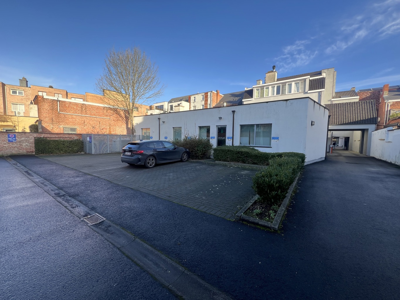 À VENDRE - BUREAUX / LOCAUX COMMERCIAUX - TERMONDE