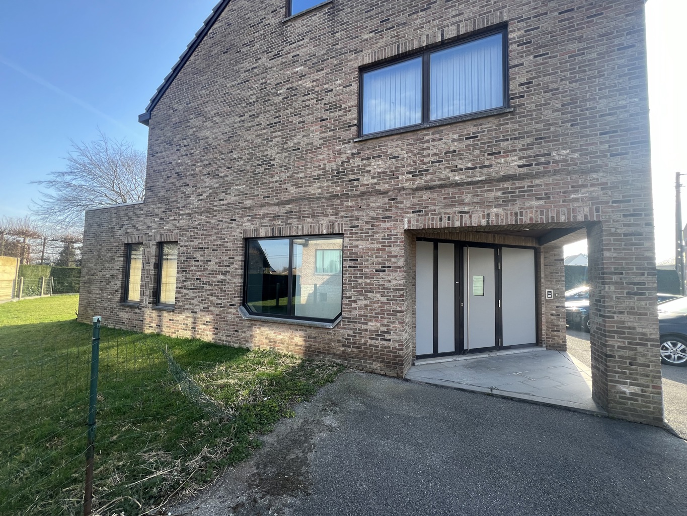 TE KOOP - KANTOREN / COMMERCIELE HANDELSRUIMTE - HEERS