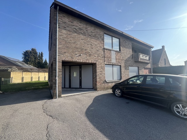 Bureaux à vendre <br> 3870 - Heers