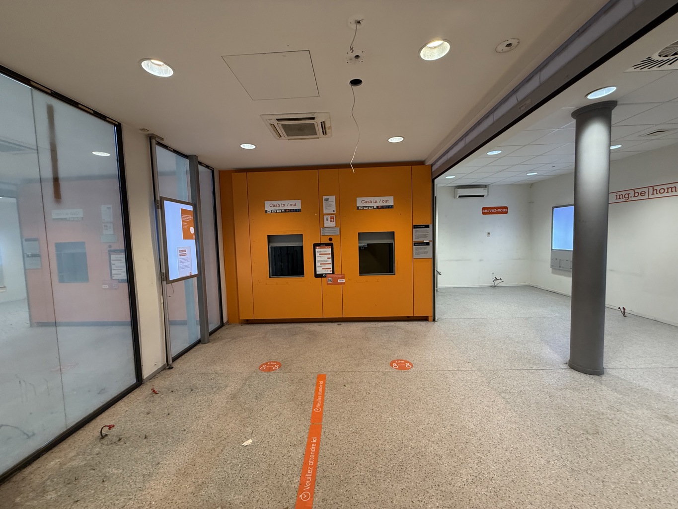 A VENDRE - BATIMENT USAGE MIXTE -STREPY-BRACQUENIES