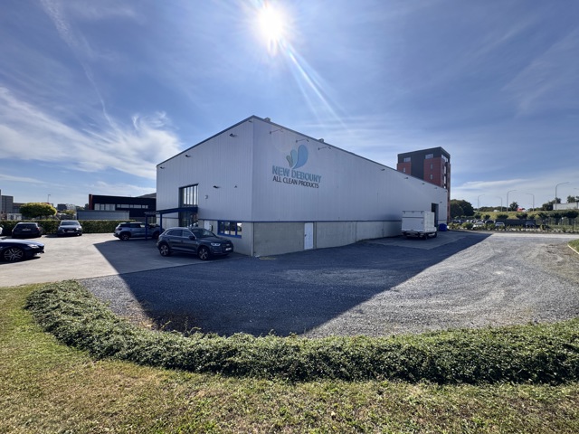 Industrieel gebouw te koop <br> 4431 - Ans