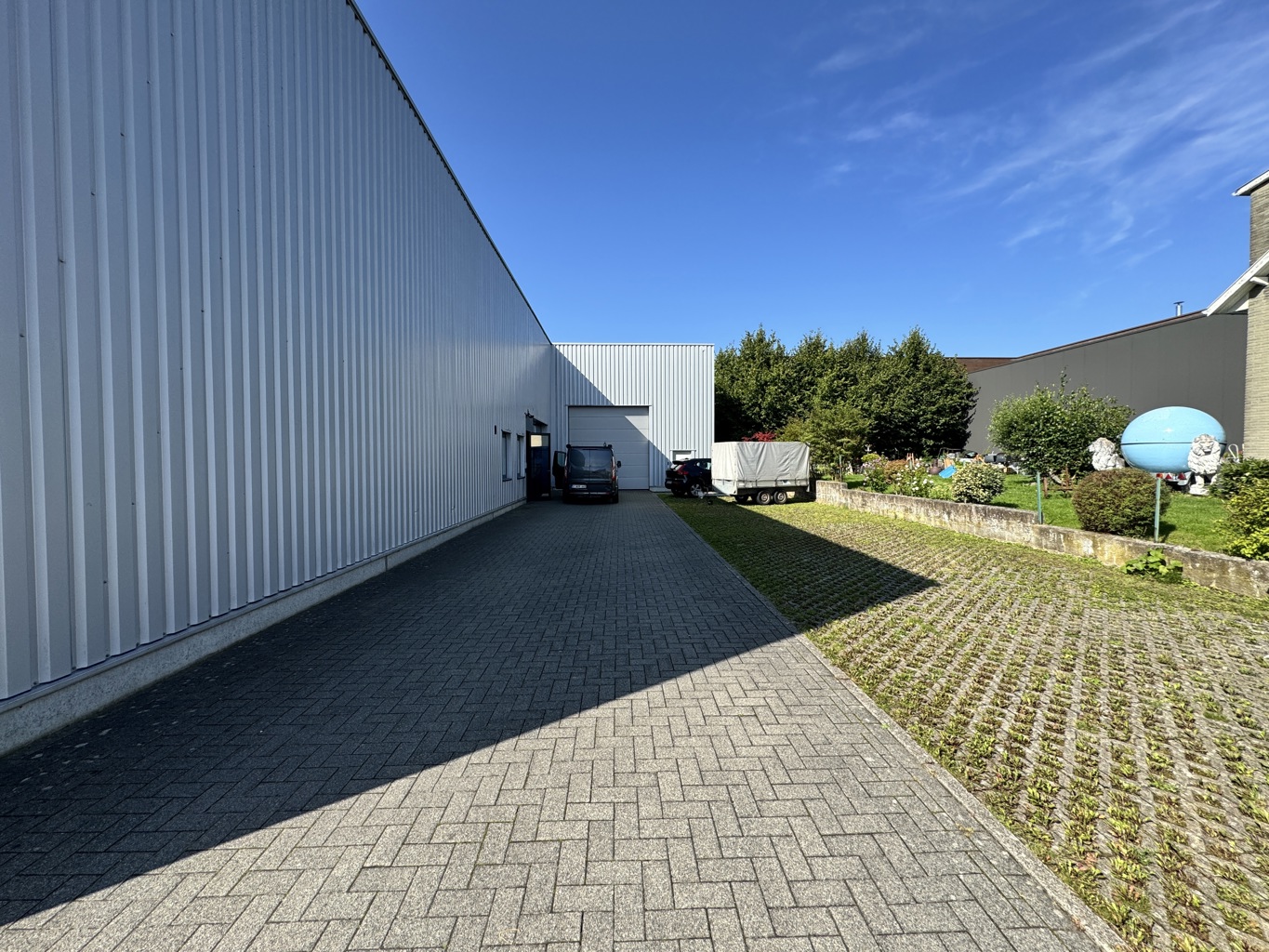 A VENDRE - Welkenraedt - Immeuble mixte (commerce + dépôt)