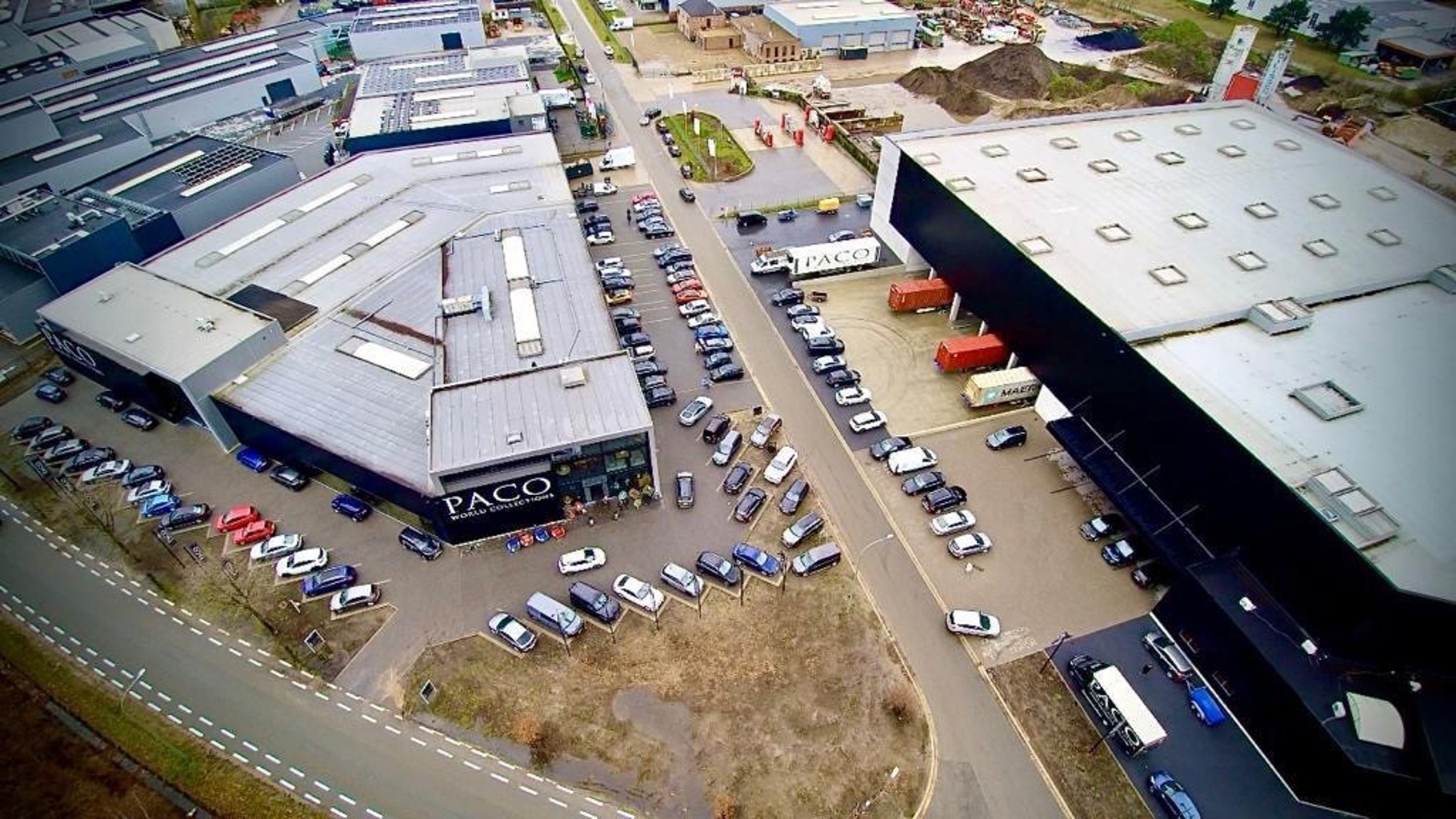 TE KOOP BEDRIJFSGEBOUW OVERPELT