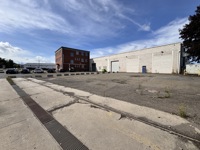 A VENDRE - Welkenraedt - Immeuble semi-industriel