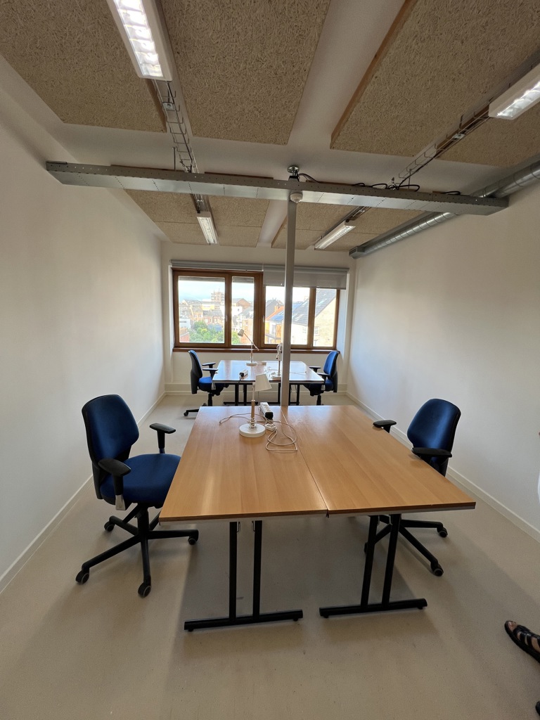 A LOUER - NAMUR (quartier de la gare) - Bureaux