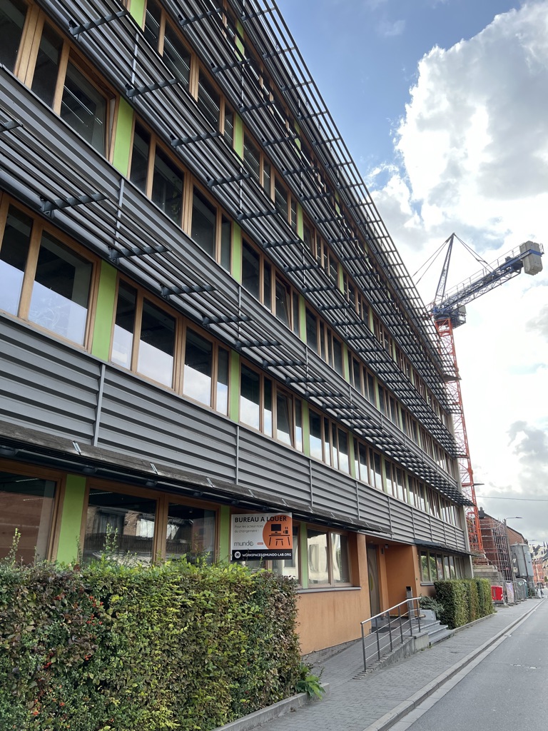 A LOUER - NAMUR (quartier de la gare) - Bureaux