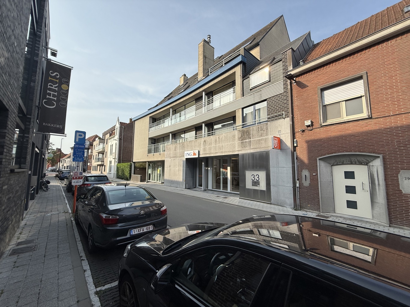 TE KOOP - KANTOREN/COMMERCIELE HANDELSRUIMTE - MALDEGEM