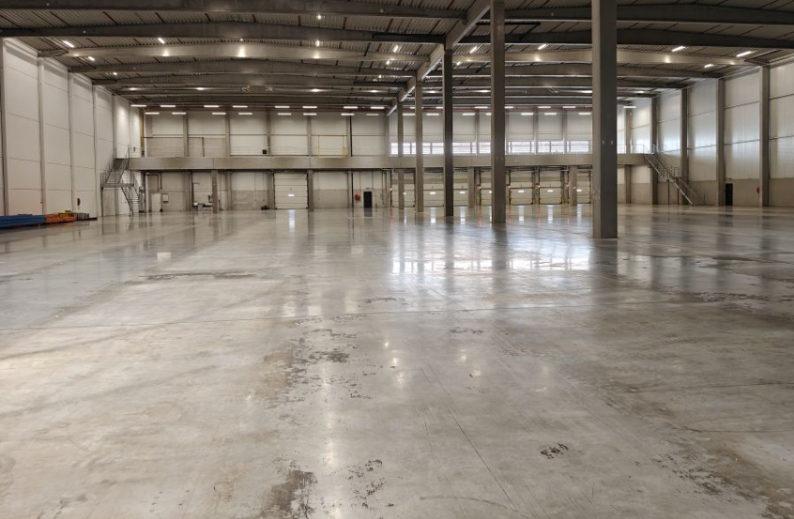 Kantoren & magazijn te huur <br> 2850 - Boom