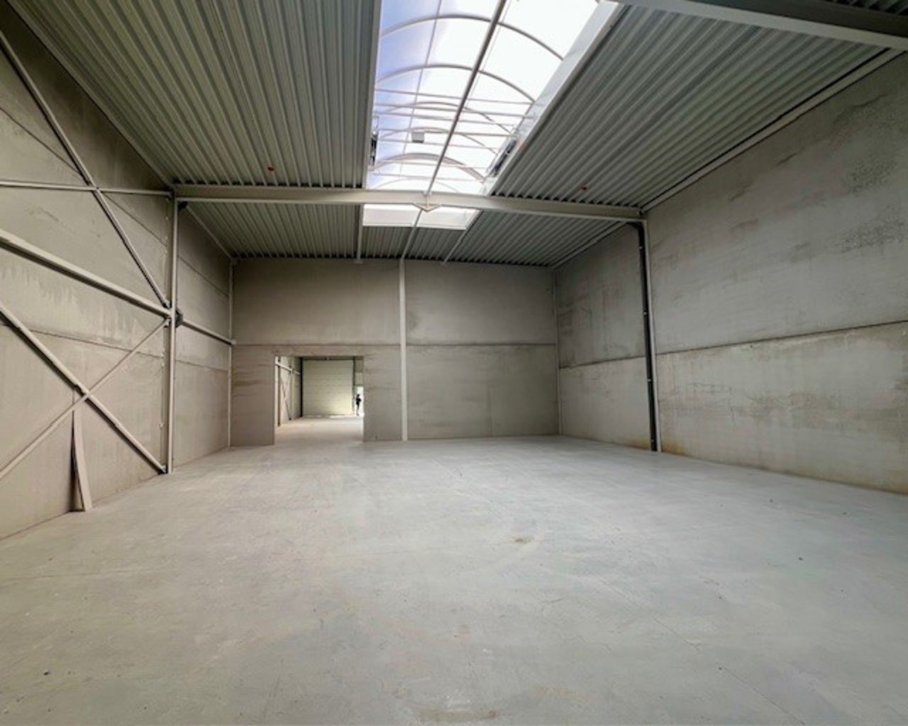 FOR RENT NEW CONSTRUCTION SME UNITS IN LAAKDAL