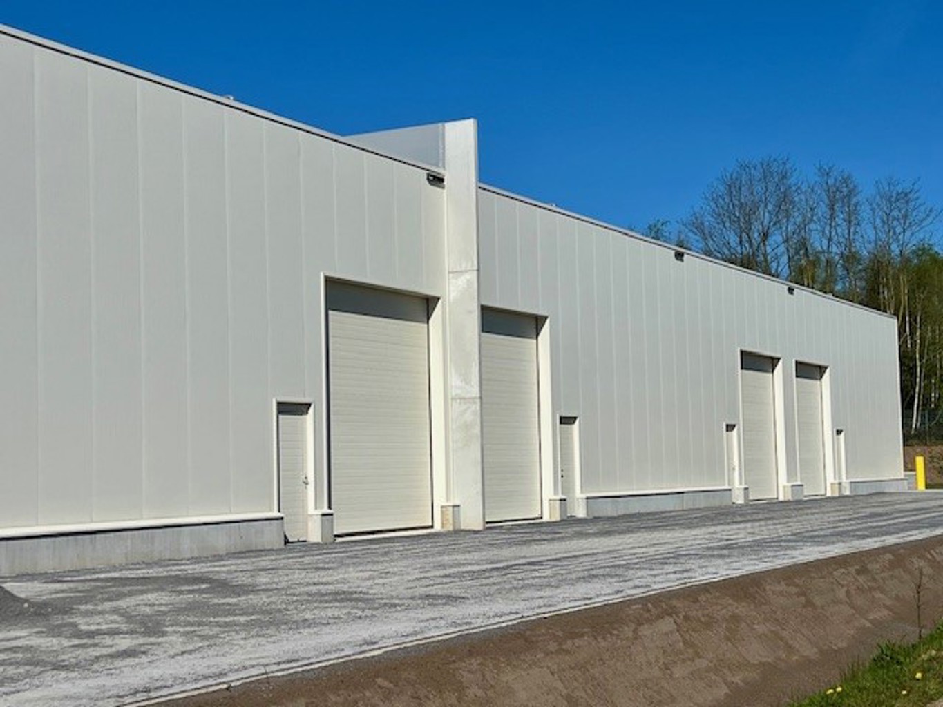 FOR RENT NEW CONSTRUCTION SME UNITS IN LAAKDAL