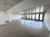 A LOUER - BUREAUX & COMMERCES - LIEGE