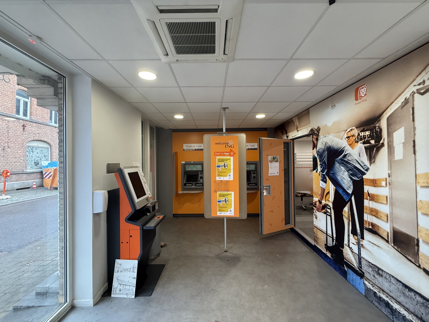 À VENDRE - LOCAL COMMERCIAL/BUREAU - WINGENE