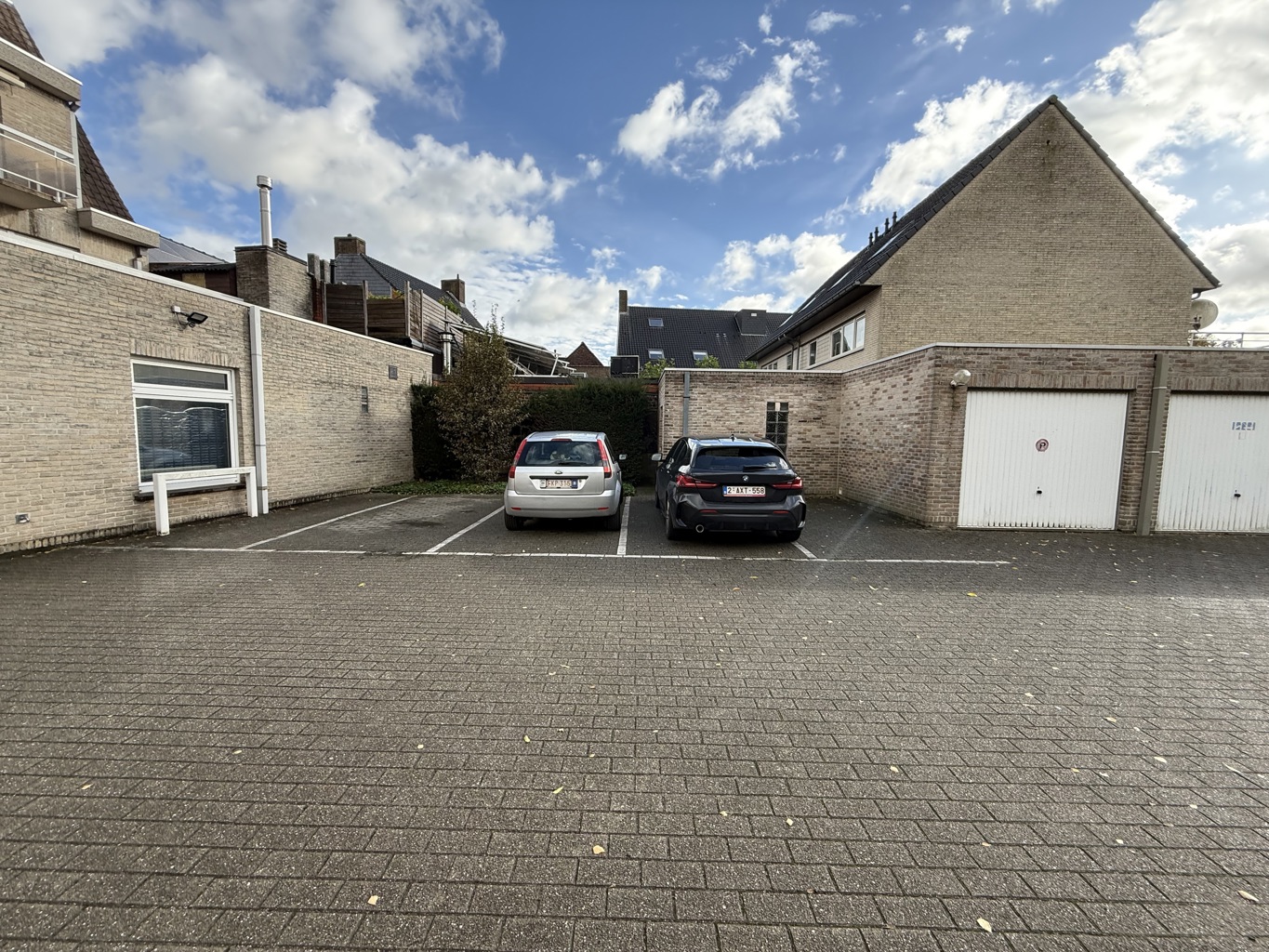 À VENDRE - LOCAL COMMERCIAL/BUREAU - WINGENE