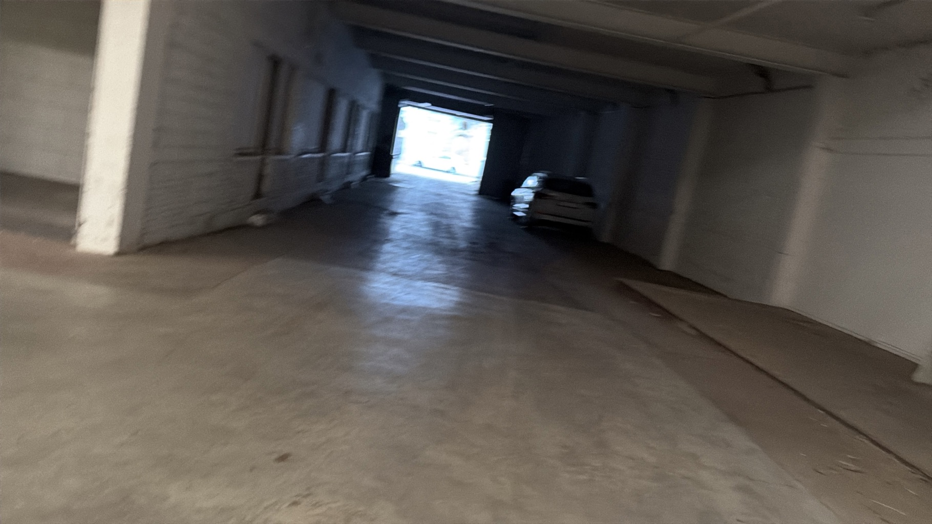 Industrieel gebouw te huur <br> 2500 - Lier