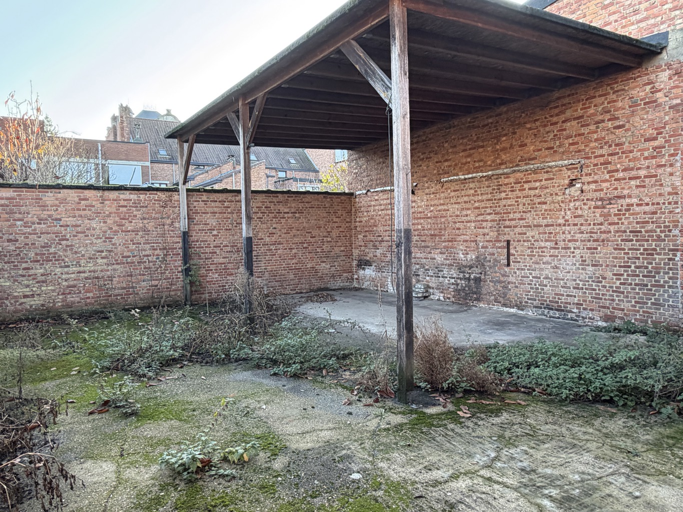 Industrieel gebouw te huur <br> 2500 - Lier