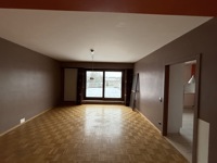 TE KOOP - KANTOOR GEBOUW + APPARTEMENT - MEULEBEKE