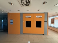 TE KOOP - KANTOOR GEBOUW + APPARTEMENT - MEULEBEKE