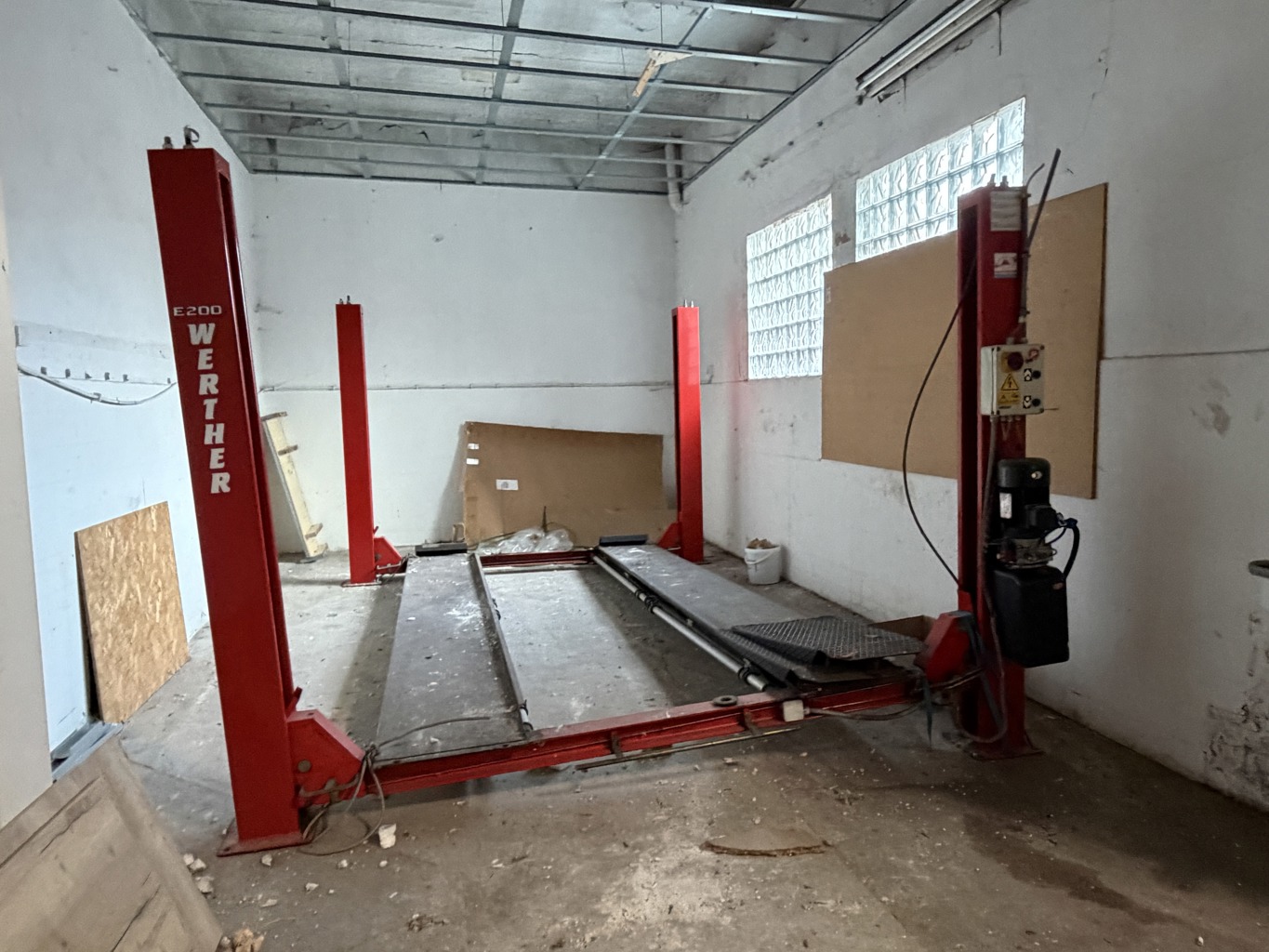 Industrieel gebouw te koop <br> 2500 - Lier