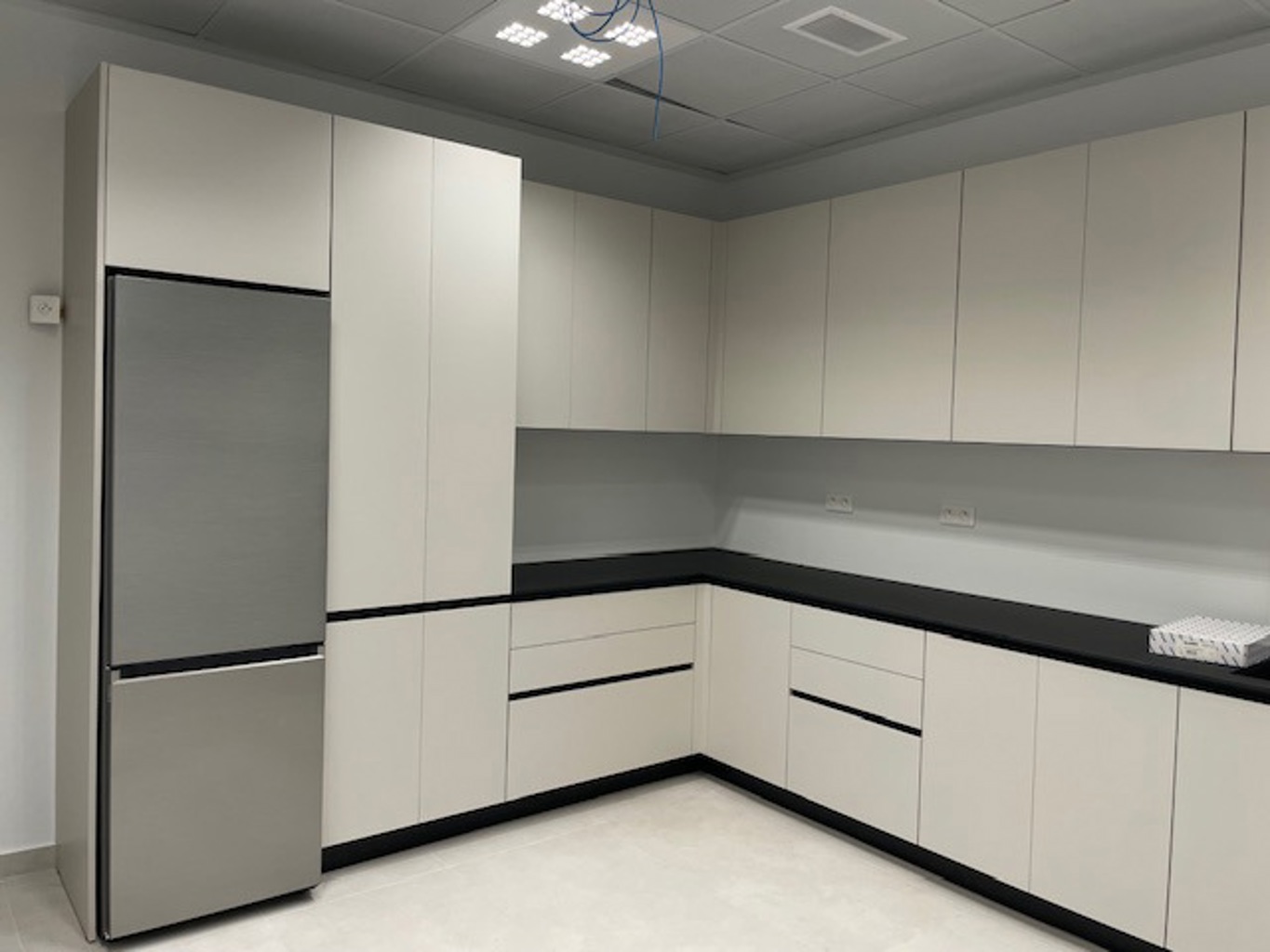 BUREAUX NEUFS A LOUER -ZAVENTEM