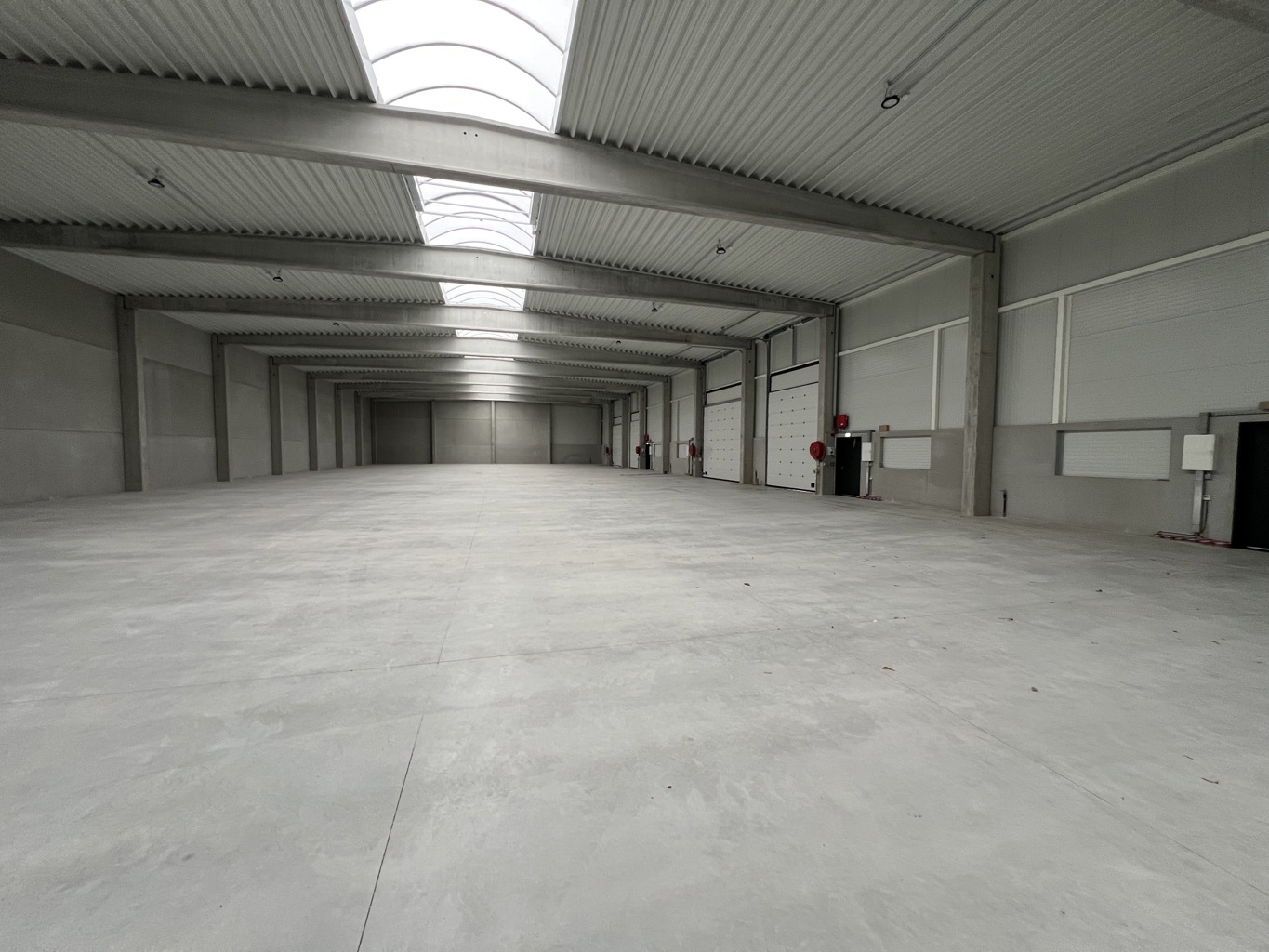 Industrial building for rent <br> 6041 - Charleroi Gosselies