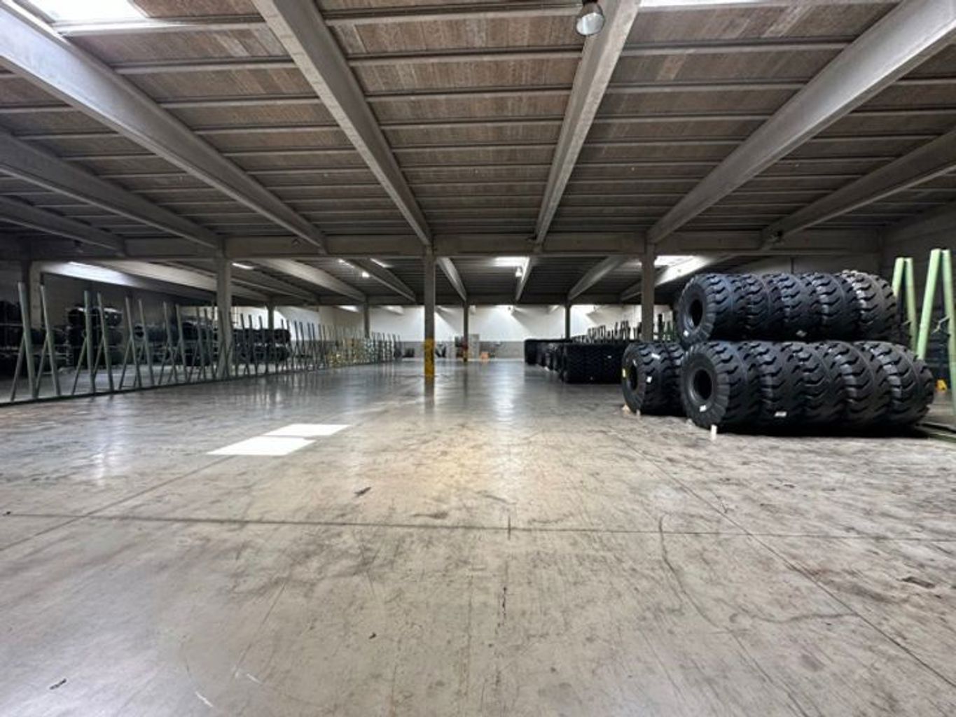 Industrial building for rent <br> 6041 - Charleroi Gosselies