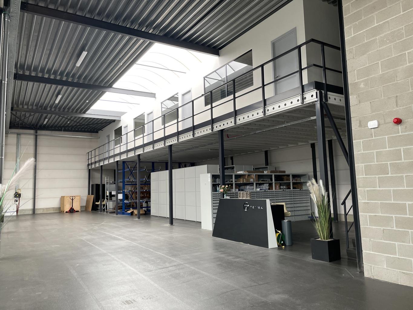 MOTSTRAAT 60 B&C