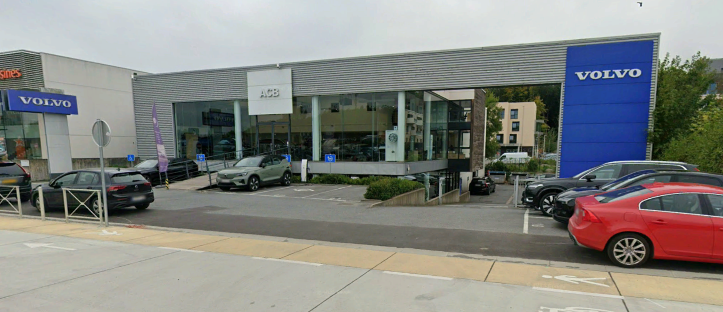 Immeuble polyvalent à louer <br> Wavre