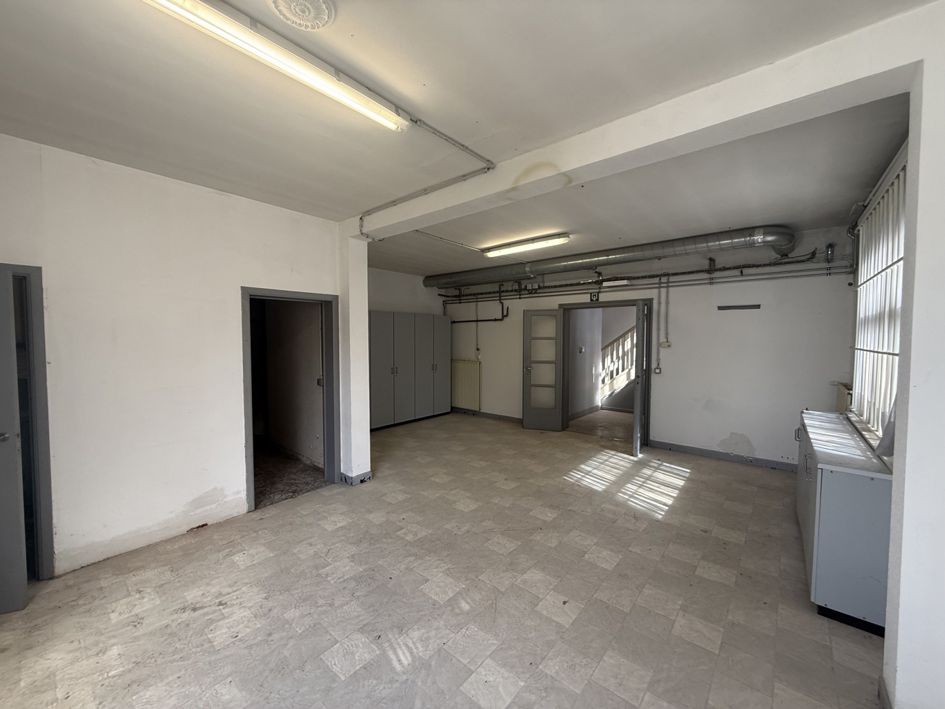 RUE ALPHONESE POULLET 11