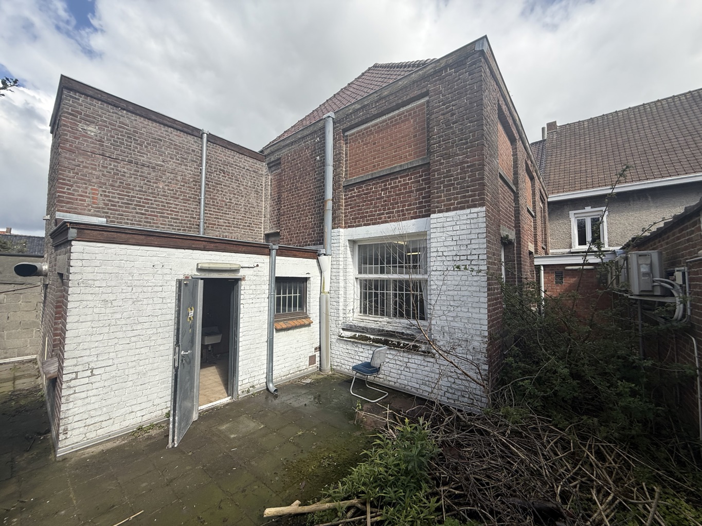 RUE ALPHONSE POULLET 11
