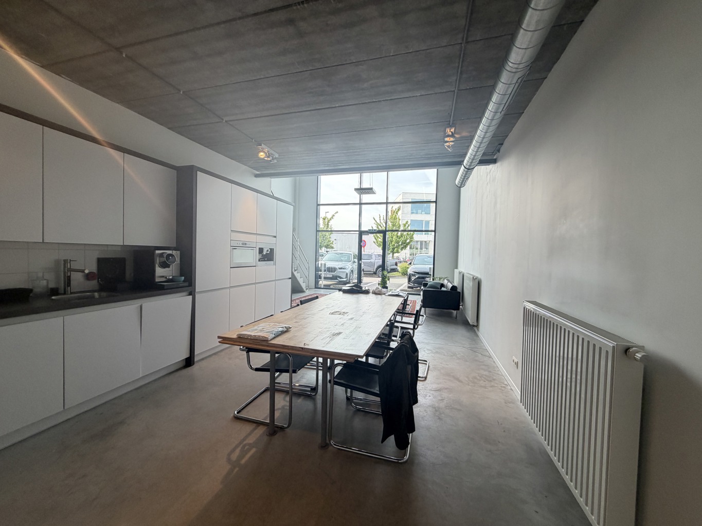 OUDE BAAN 1 UNIT E
