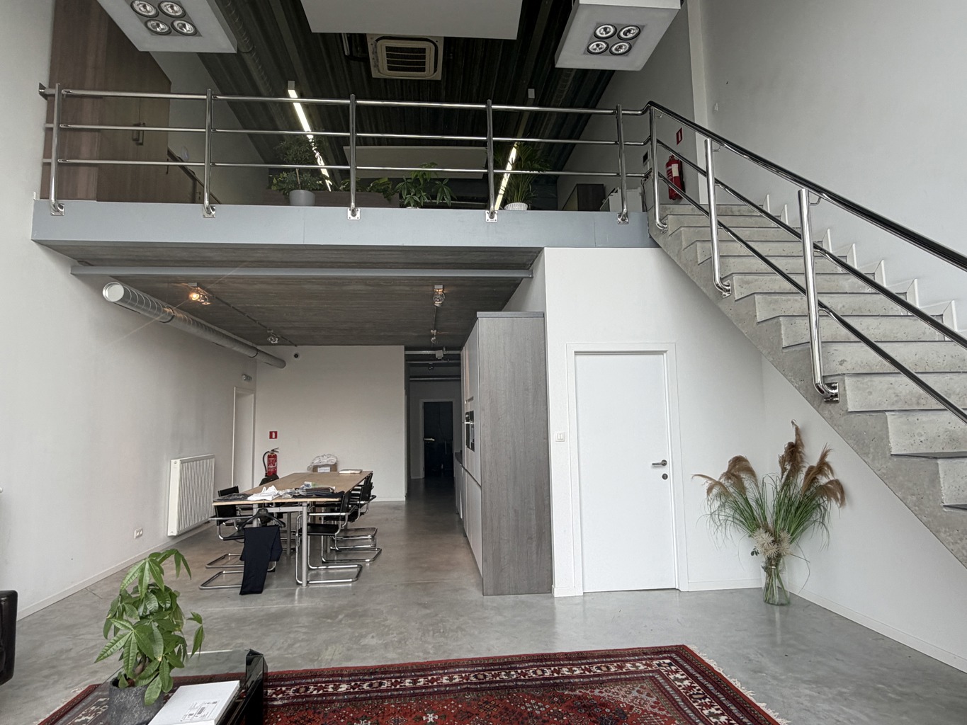 Bureaux & entrepôts à louer <br> Mechelen
