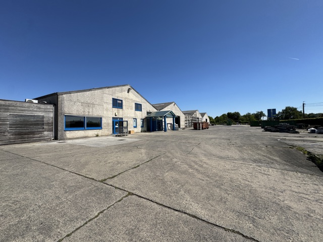 Industrieel te koop <br> Braives
