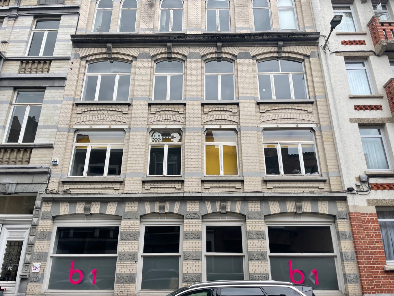 Immeuble à usage multiple à louer <br> Molenbeek-Saint-Jean