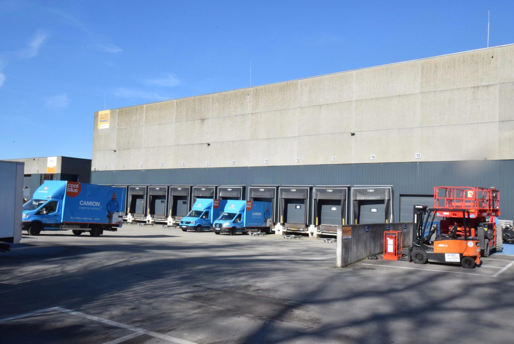 DISTRIBUTIECENTRUM WILRIJK