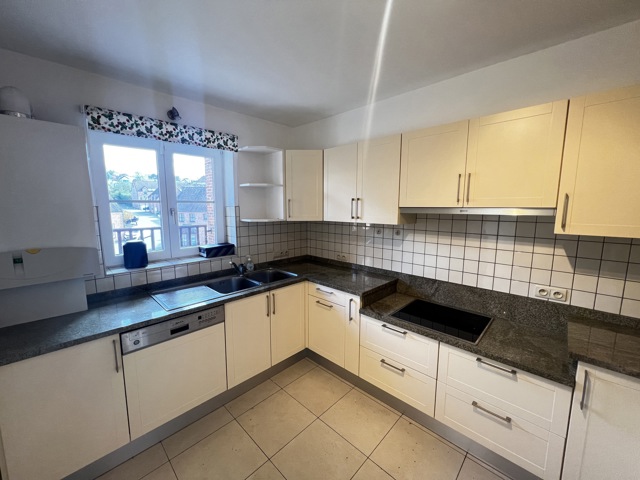 Flat - for rent - 1300 