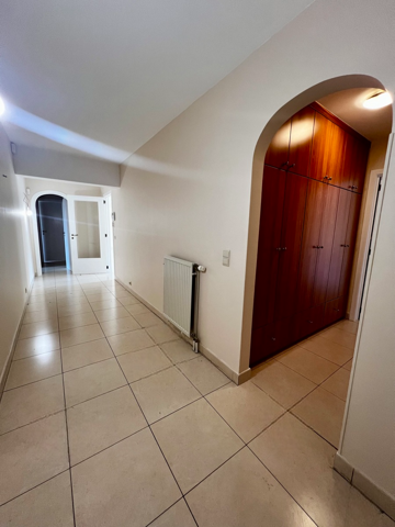 Flat - for rent - 1300 