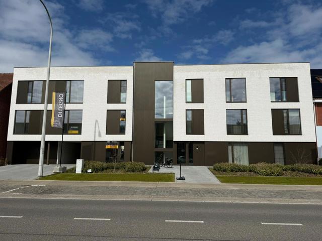 Knap luxe nieuwbouwapp met 2 slpks en terras