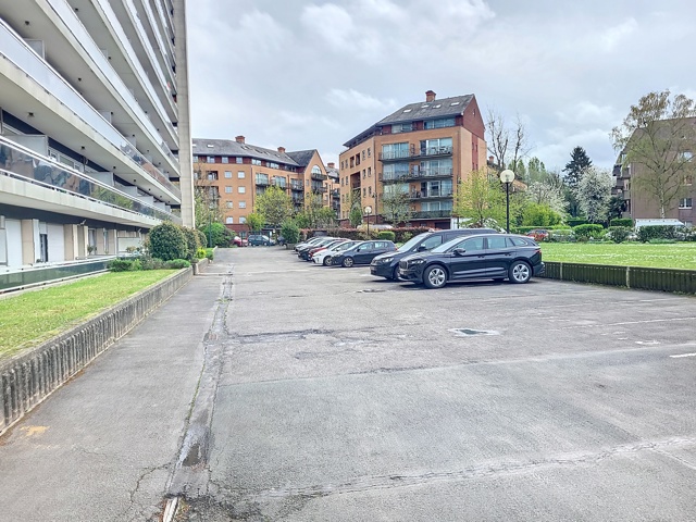 Buitenstaanplaats - te koop - 1080 Molenbeek-Saint-Jean
