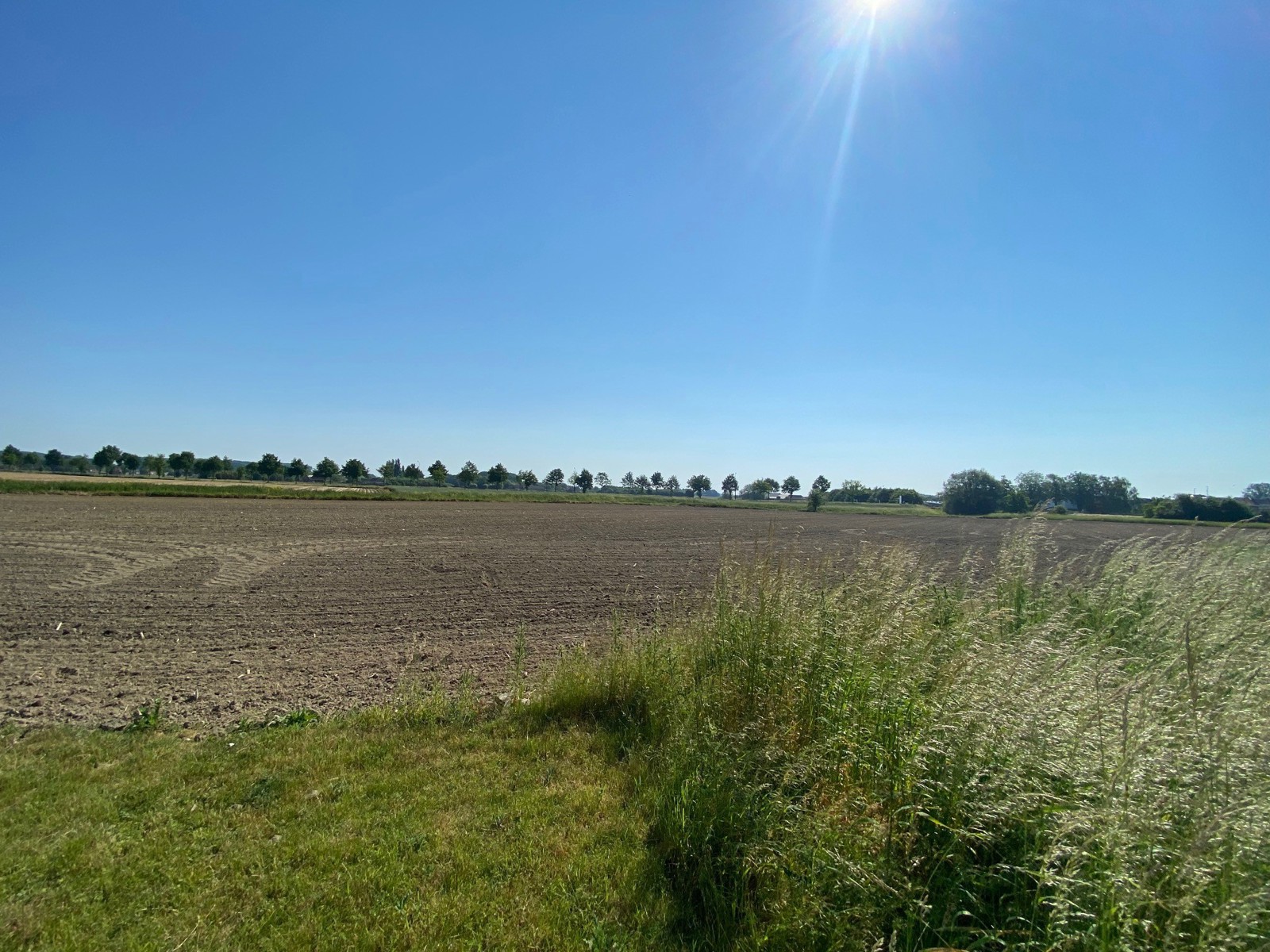 Terrain à bâtir d`une superficie de 1090 m² à Dottignies. 