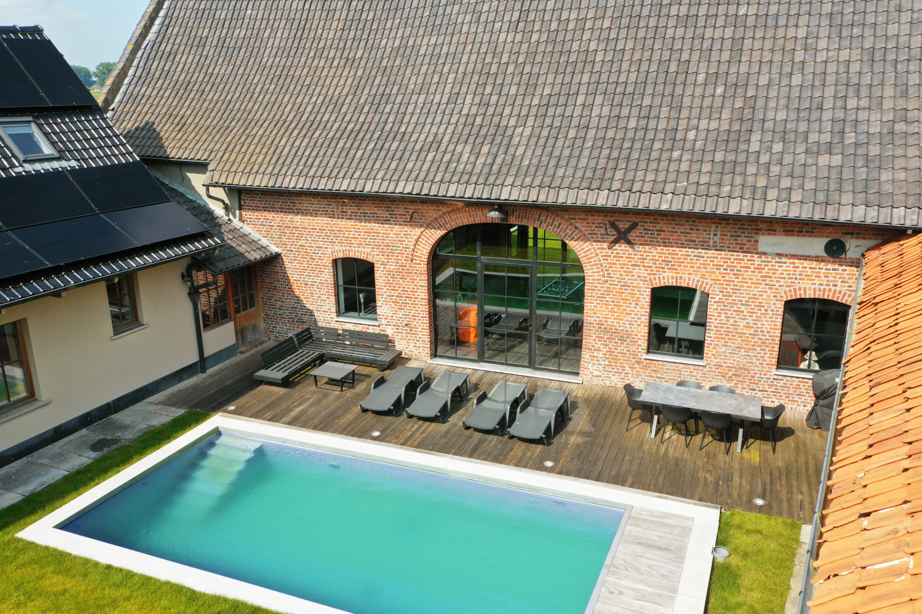 Fermette rénovée offrant une expérience de vie incomparable