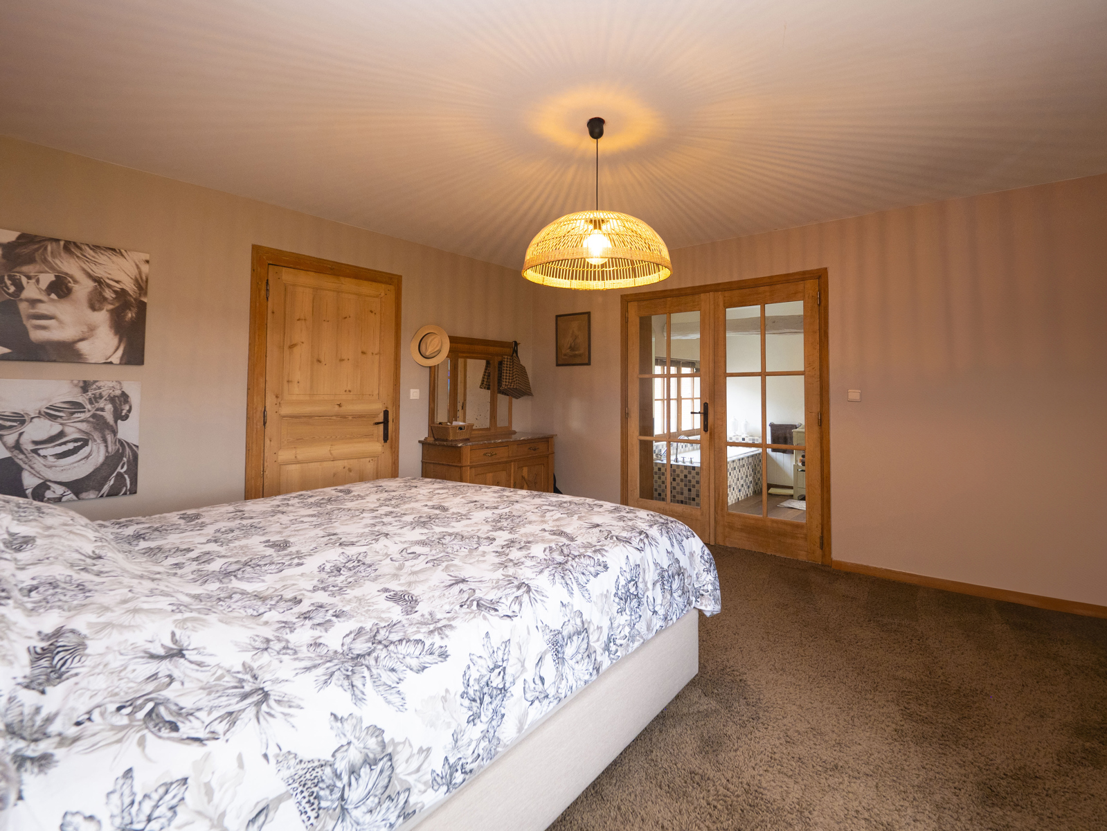 Fermette rénovée offrant une expérience de vie incomparable